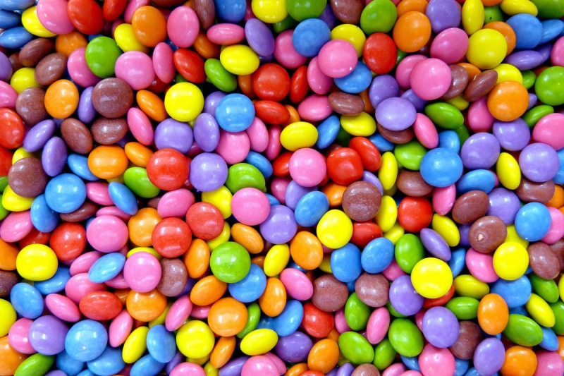 confiserie-VILLARS SUR VAR-min_smarties_confectionery_lenses-1150911